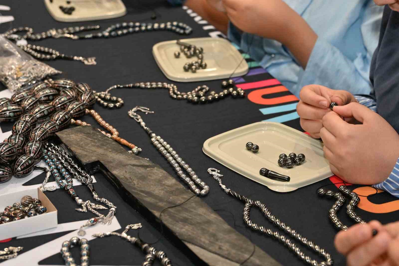 Kültür Yolu Festivali’nin ilk gününde kültür ve sanat şehri sardı