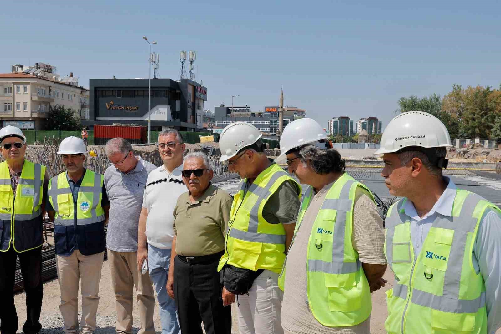 Kartal Kavşağı’ndaki çalışmalar yüzde 40’ı aştı