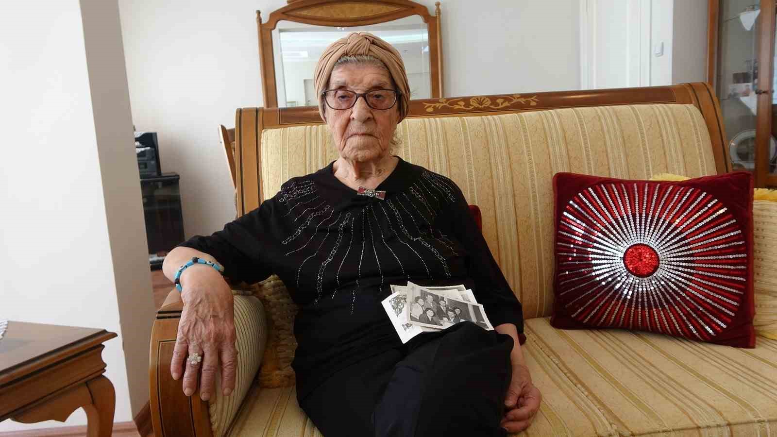 98 yıllık ömründe Kilis’in geçmişine tanıklık etti: Kentin ilk memurelerinden Semiramis Metin hatıralarını anlattı