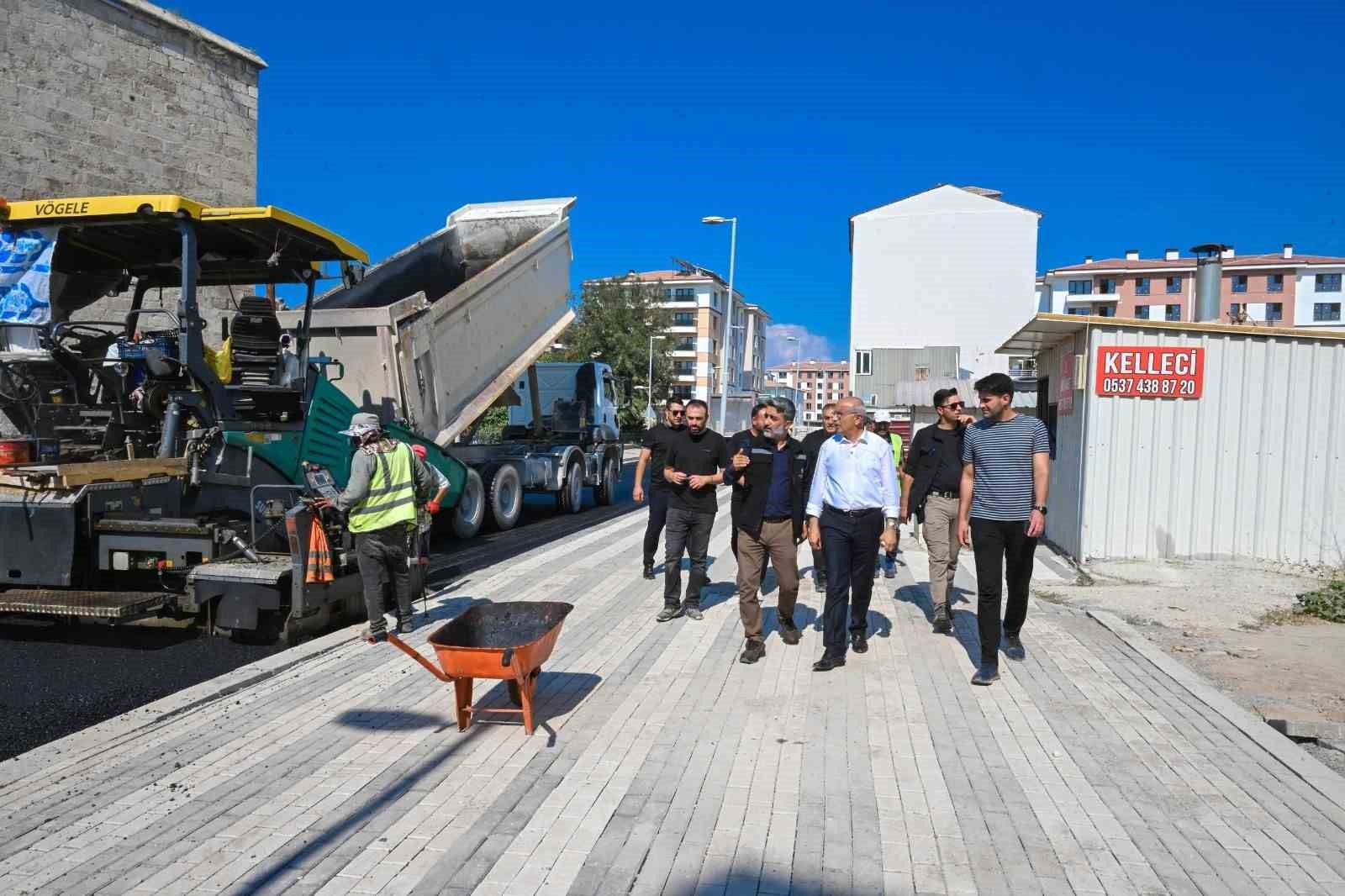 Başkan Er: "Boztepe Caddesi önemli bir ulaşım aksı olacak"