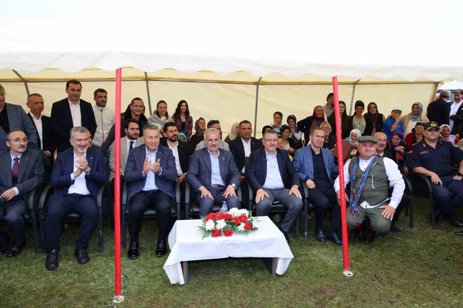 Bakan Uraloğlu: "Honefter, birlik ve kardeşliğin bütün dünyaya mesajının verildiği yerdir"