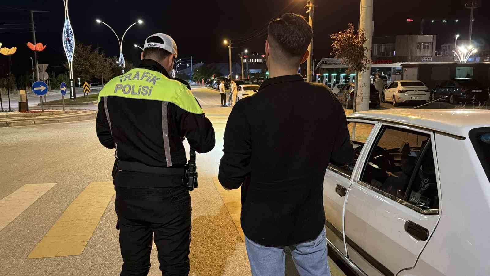 Bolu’da 1 haftada bin 418 sürücüye ceza