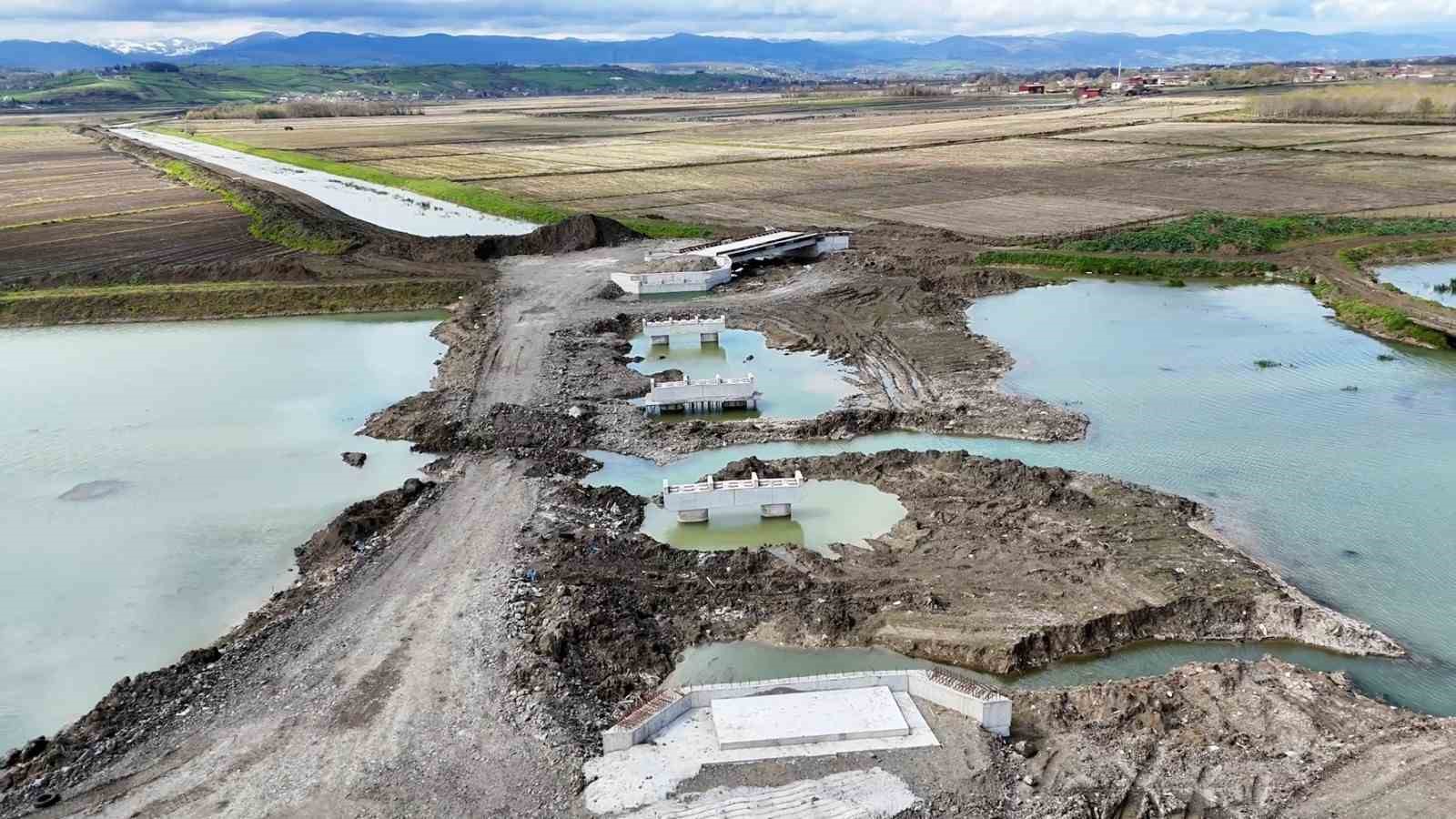 Bafra Ovası’nda 3 milyar TL’lik sulama projesinin yapımı sürüyor