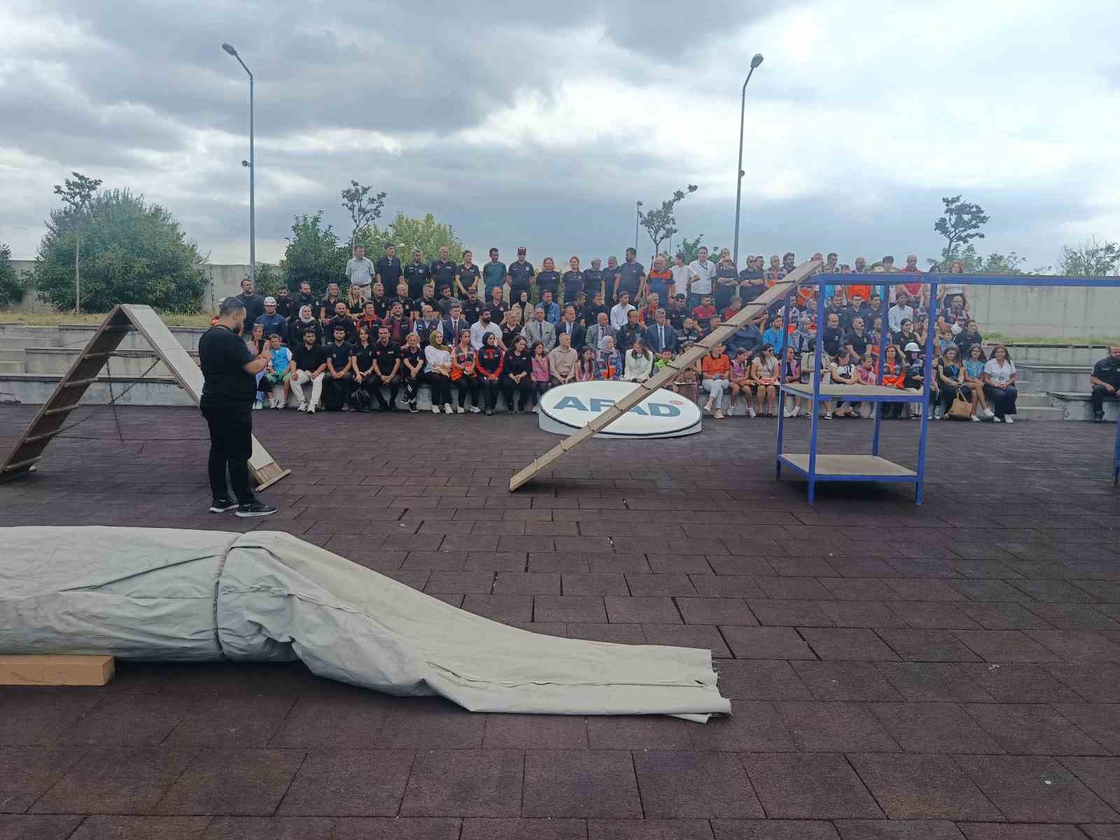 17 Ağustos depreminin 27. yılında AFAD’dan anlamlı anma etkinliği