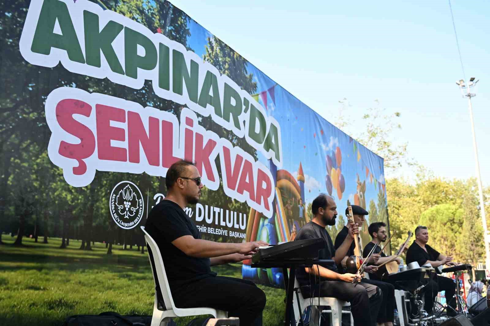 Akpınar’da şenlik coşkusu