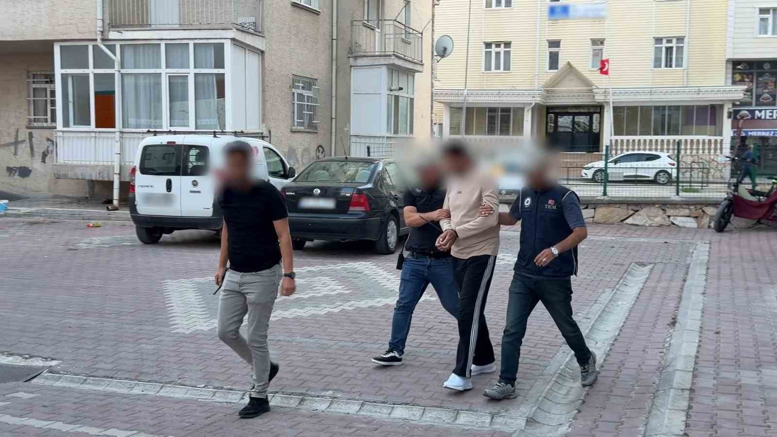 Kırmızı bültenle aranan Irak uyruklu şahıs yakalandı
