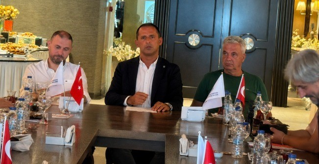 Marmaris Belediye FK Başkanı Karaosmanoğlu: "Hedef şampiyonluk, gecemizi gündüzümüze katacağız"