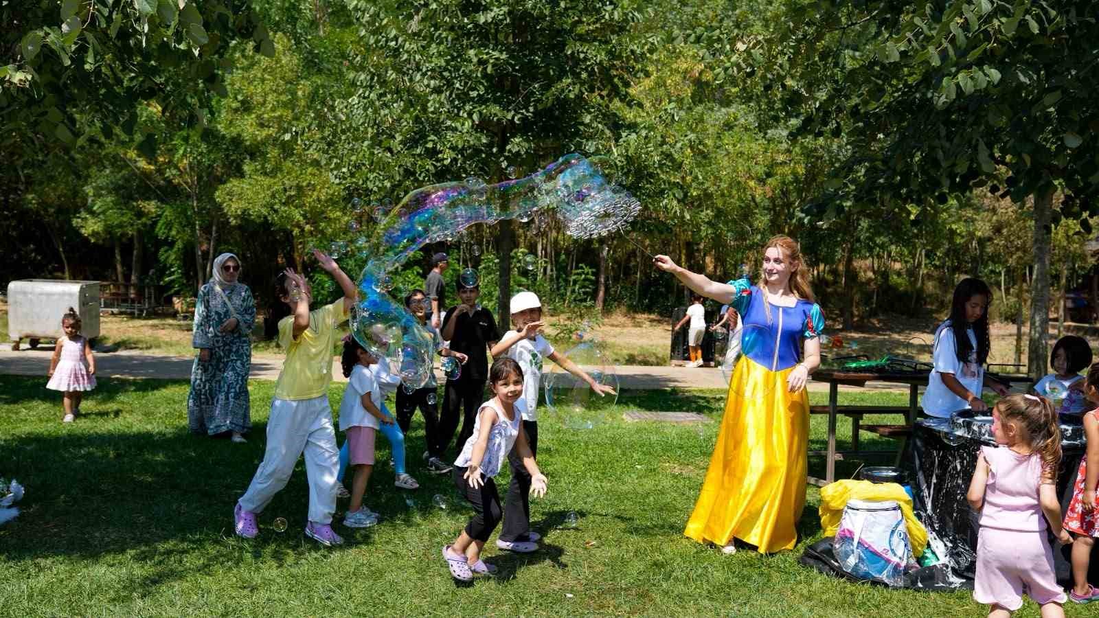 İzmit ve Gebze’de çocukları buluşturan etkinlik: Aileler de eğlenceye ortak oldu