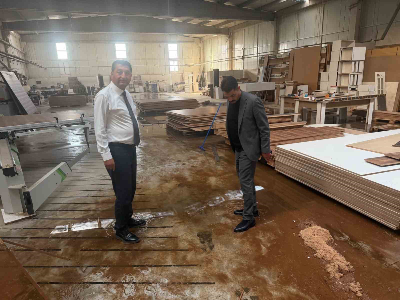 MTSO Başkan Adayı Boyraz’dan fırtınadan etkilenen OSB’ye ziyaret