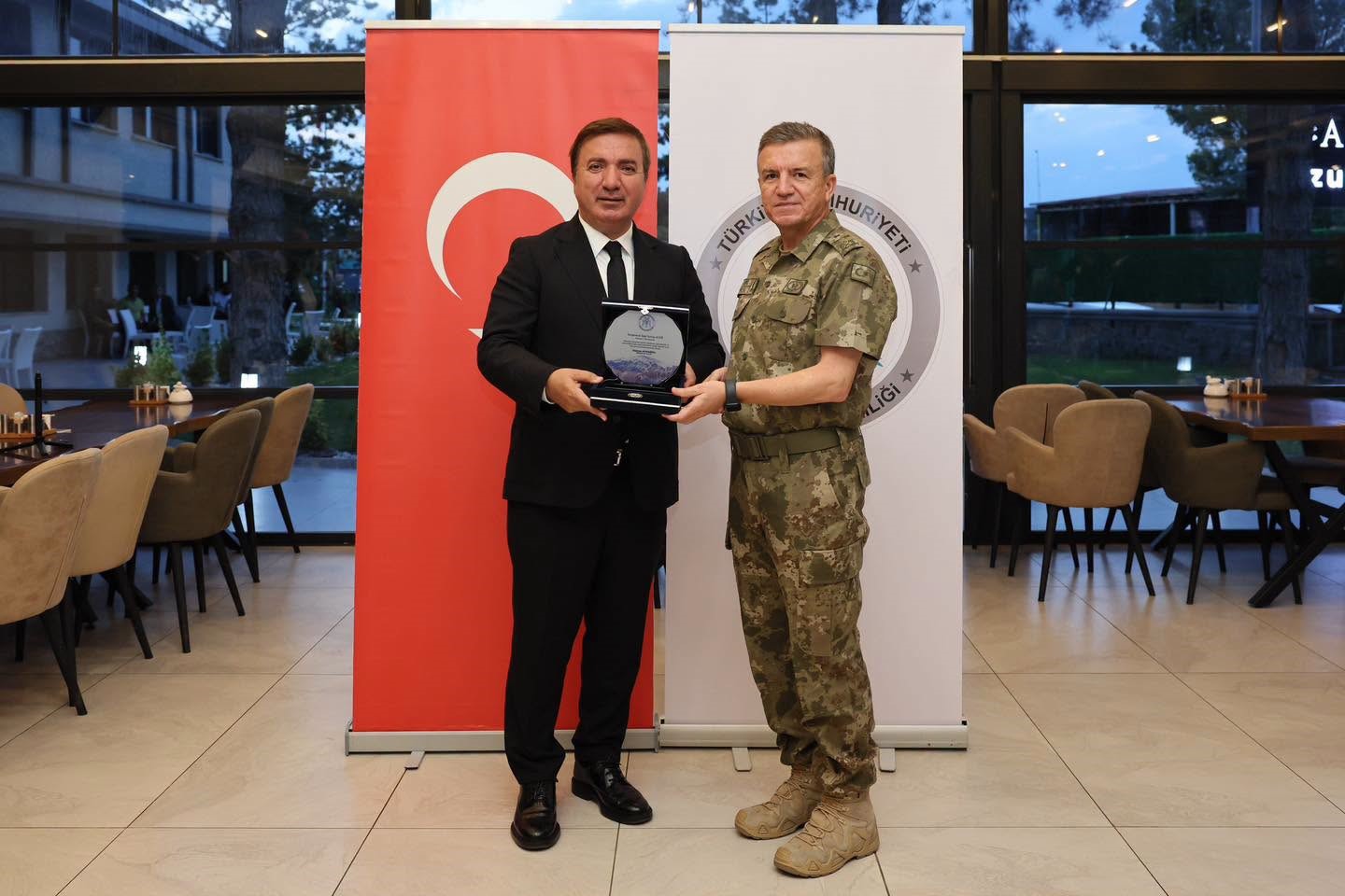 Erzincan’da 3. Ordu Komutanı ve İl Jandarma Komutanı için veda programı düzenlendi
