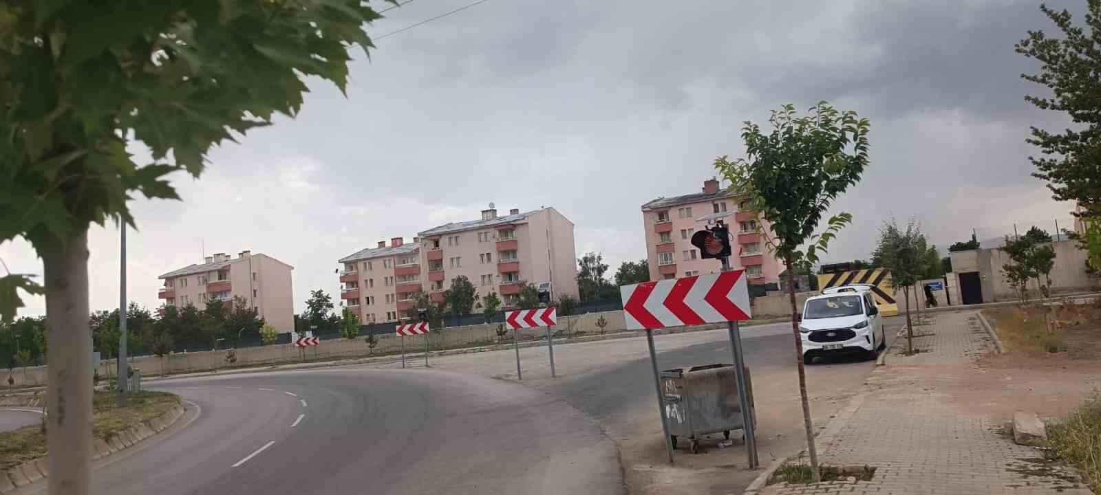 Patnos’ta trafik güvenliği için kavşaklarda tedbirler artırılıyor