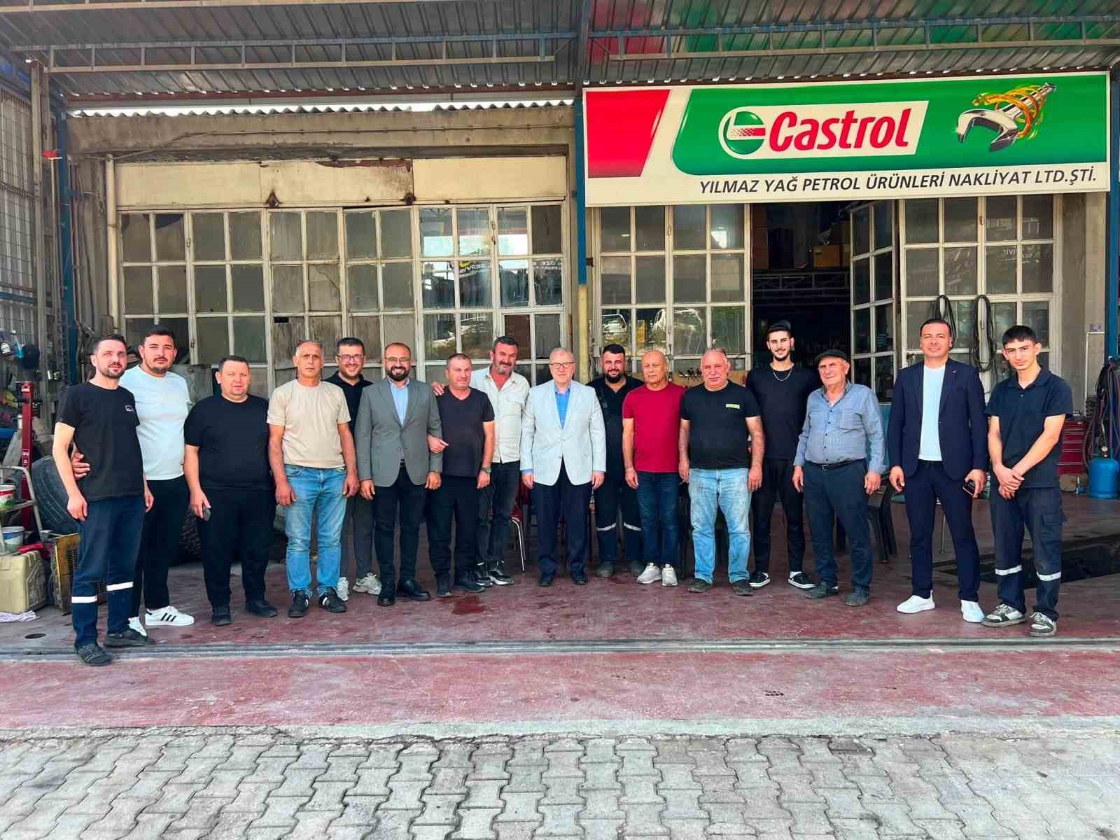 AK Parti heyeti sanayi esnafıyla bir araya geldi