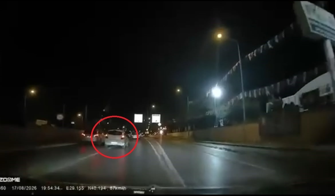Ölümüne attığı makas kamerada... 17 yaşındaki sürücü hayatını kaybetti