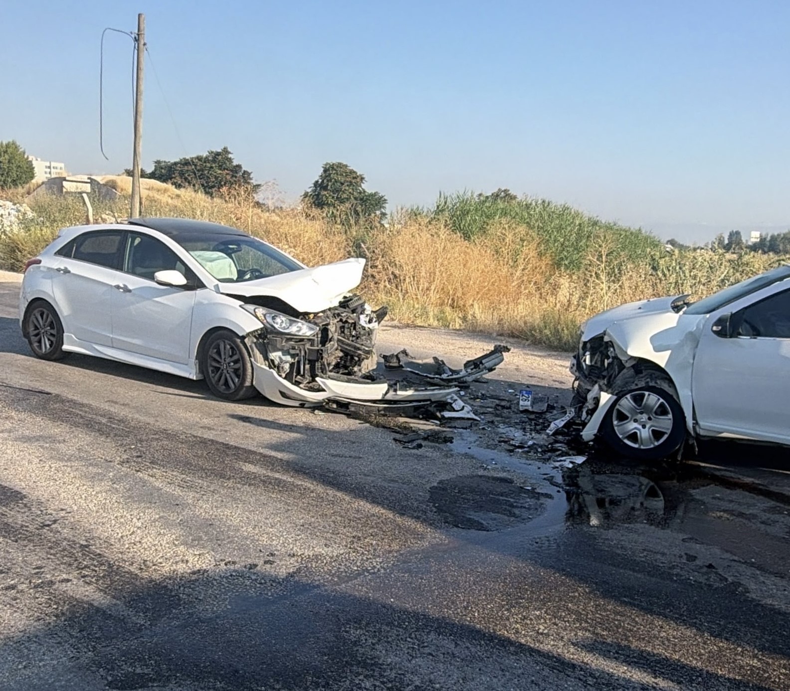 Eskişehir’de 2 araç kafa kafaya çarpıştı