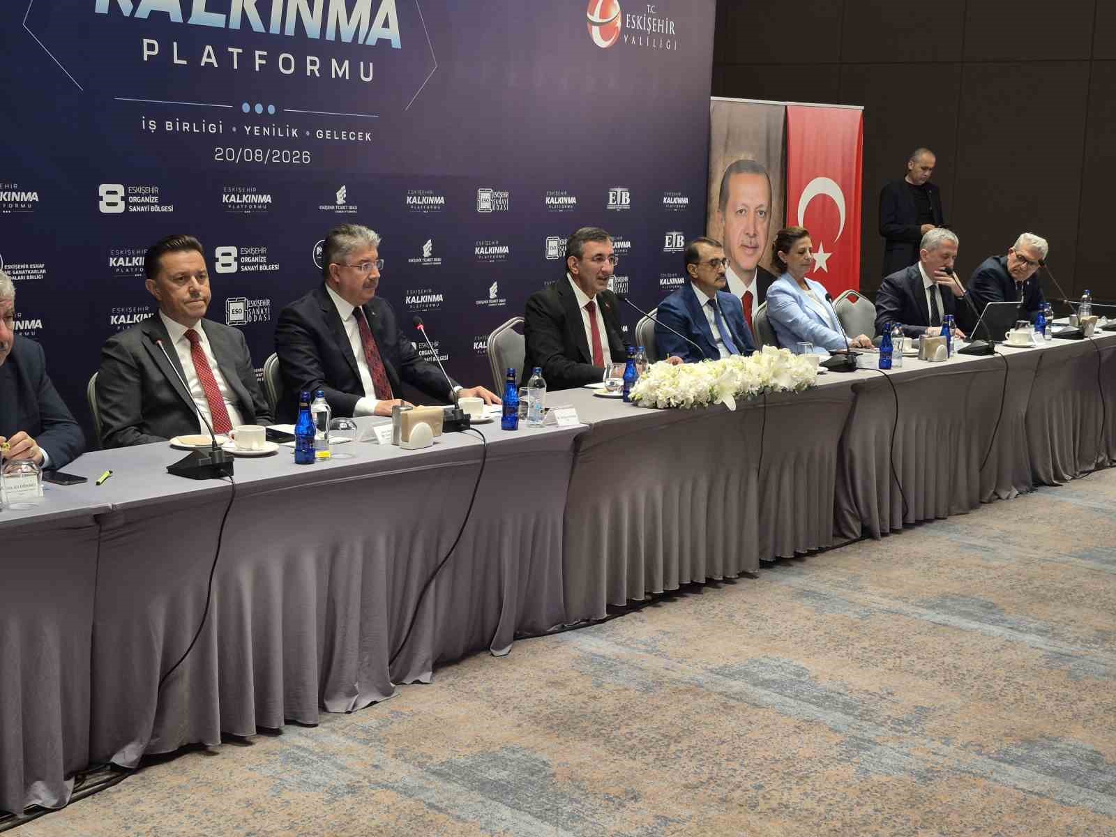 Cumhurbaşkanı Yardımcısı Yılmaz: "Ülkemiz büyümeye devam ediyor"