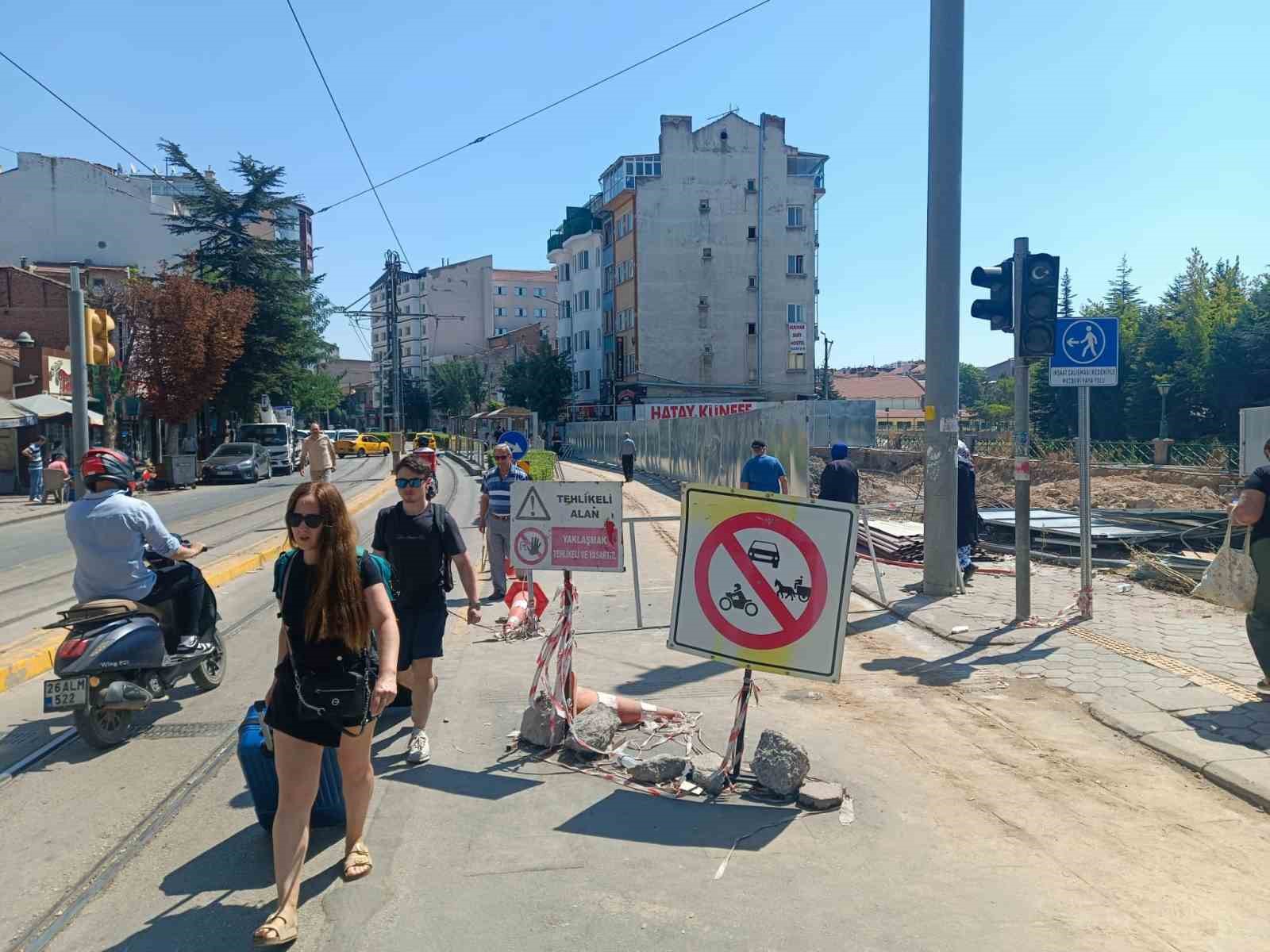 Halkevi inşaat bölgesinde ulaşım kargaşası