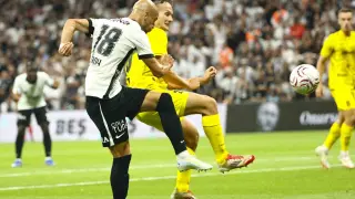UEFA Avrupa Ligi: Beşiktaş: 1 - Hradec Kralove: 0 (İlk yarı)