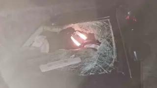 Yola çıkan ineğe çarpan araç takla attı: 6 yaralı