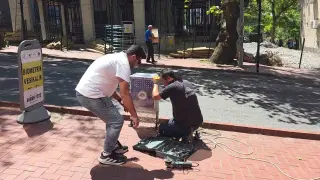 Çöp kovasını kağıt gibi ezdi, 10 bin lira ceza yedi