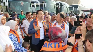 AK Parti Mersin Teşkilatı 25. yıl buluşması için Ankara yolunda