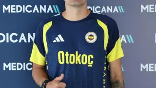 Fenerbahçe’de Mert Günok, ligin ilk haftasında forma giyemeyecek