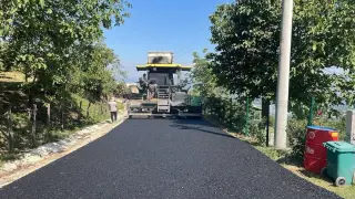 Kavakbıçkı köyünde sıcak asfalt çalışması
