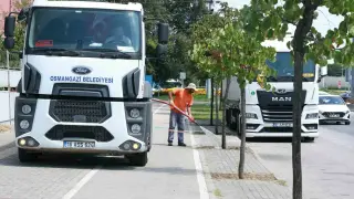 Osmangazi’de yeşil alanlarda titiz çalışma