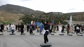 Erzincanlı kadınlar Ergan Dağı’nda step aerobikle buluştu
