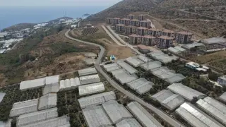 Aydıncık’ta bozulan yol yenilendi, ulaşım rahatladı