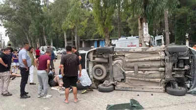 Osmaniye’de otomobil hafif ticari araçla çarpıştı: 5 yaralı