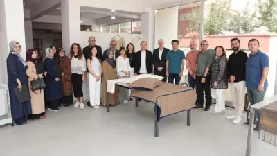 Bayburt’ta ehram dokuma eğitimini tamamlayan 20 kadın sertifikalarını aldı