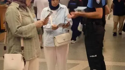 Bursa’da polis ekiplerinden vatandaşlara güvenlik bilgilendirmesi