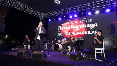 Çarşı Melikgazi’de nostaljik şarkılar gönülleri fethetti