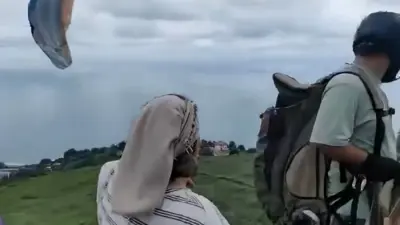 Karadenizli kadınların yamaç paraşütü şaşkınlığı