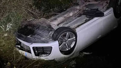 Çamardı’da otomobil şarampole devrildi: 2 yaralı