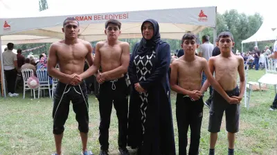 Karakucak meydanından 4 evlat ve bir anne yüreği