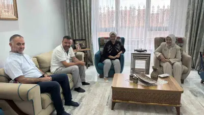 Bakan Yardımcısı Leman Yenigün’den koruyucu aileye ziyaret