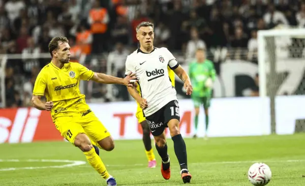 Leandro Trossard ilk kez Beşiktaş formasını giydi