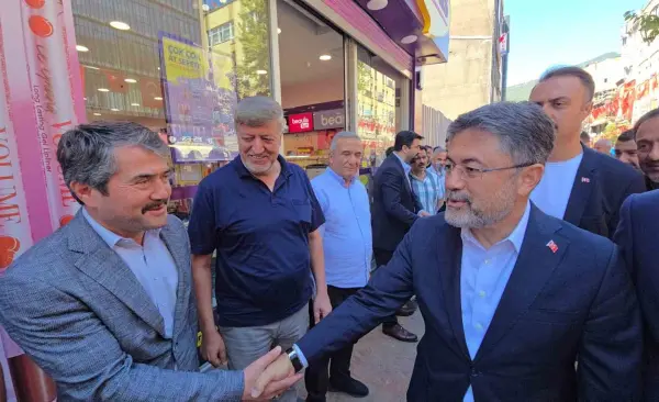 Bakan Yumaklı, AK Parti Karabük teşkilatını ziyaret etti