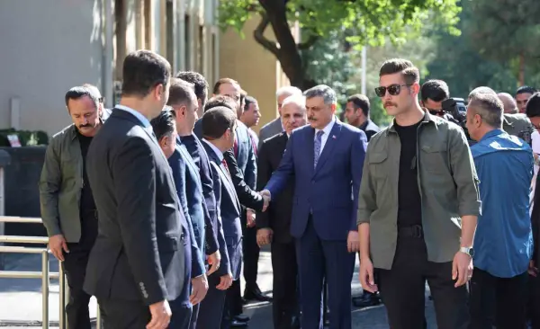 İçişleri Bakanı Çiftçi, Diyarbakır Valiliğine ziyarette bulundu