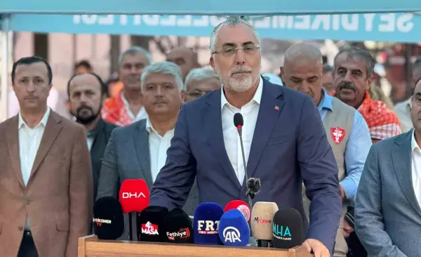 Bakan Işıkhan: "Devlet olarak ata sporlarımızı sonuna kadar destekliyoruz"