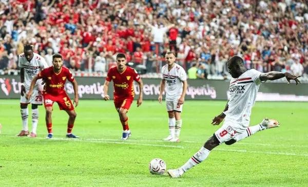 Trendyol Süper Lig: Samsunspor: 3 - Göztepe: 3 (Maç sonucu)