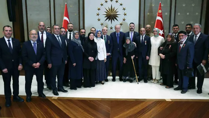 Cumhurbaşkanı Erdoğan: "Şimdiye kadar şehitlerimizin emanetlerine ve gazilerimize devletimizin tüm imkânlarını seferber ederek sahip çıktık"