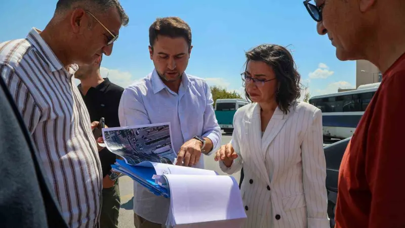 Uşak Belediye Başkan Vekili Terekeci Özkan bisiklet yolu güzergahında incelemelerde bulundu
