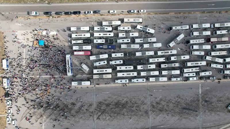 300 otobüs, 15 bin AK Parti mensubu, İstanbul’dan Ankara’ya yola çıktı
