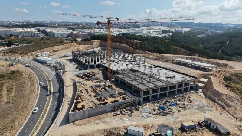 Çayırova’da 200 yataklı devlet hastanesinin inşaatı sürüyor