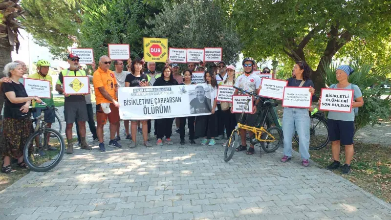 Balıkesir’de kaza kurbanı Serkan Kadıoğlu için eylem düzenlendi