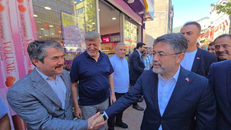 Bakan Yumaklı, AK Parti Karabük teşkilatını ziyaret etti