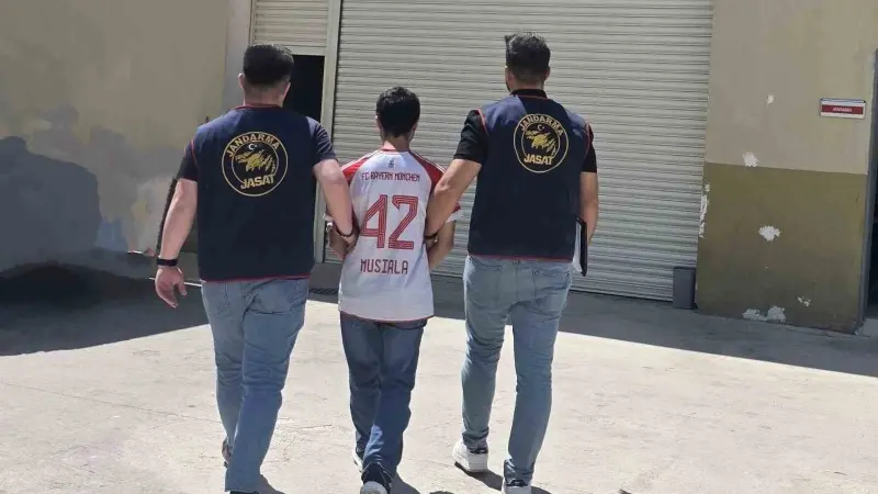 Gaziantep’te 25 yıl kesinleşmiş hapis cezasıyla aranan şahıs yakalandı