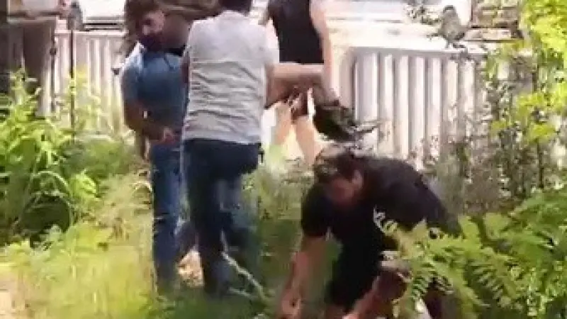 Boğulmak üzere olan çocuğu vatandaşlar son anda kurtardı